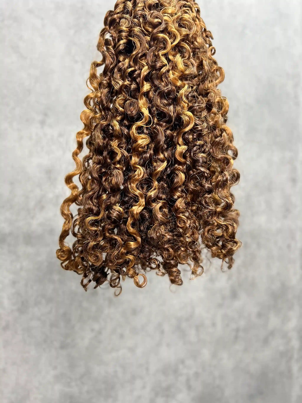 1PC Color P4/27 Pixie Curly SDD Hair Bundles | 12–30 Inch | Boruihair | 100% Human Hair