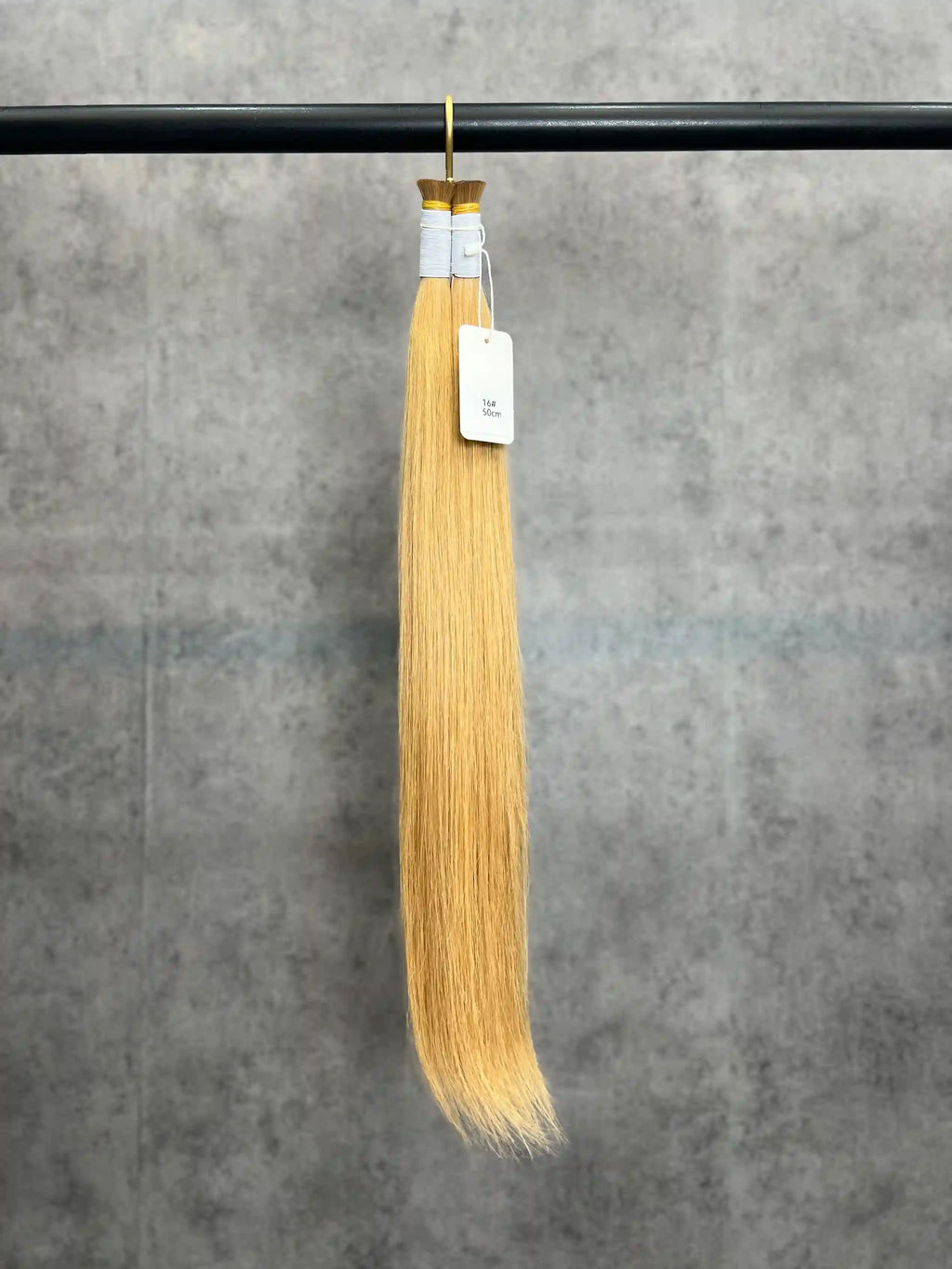 20–26 Inch Solid Color Bulk Vietnamese Straight Human Hair Extensions with Cuticle| Russian Bulk Hair | 100% Human Hair