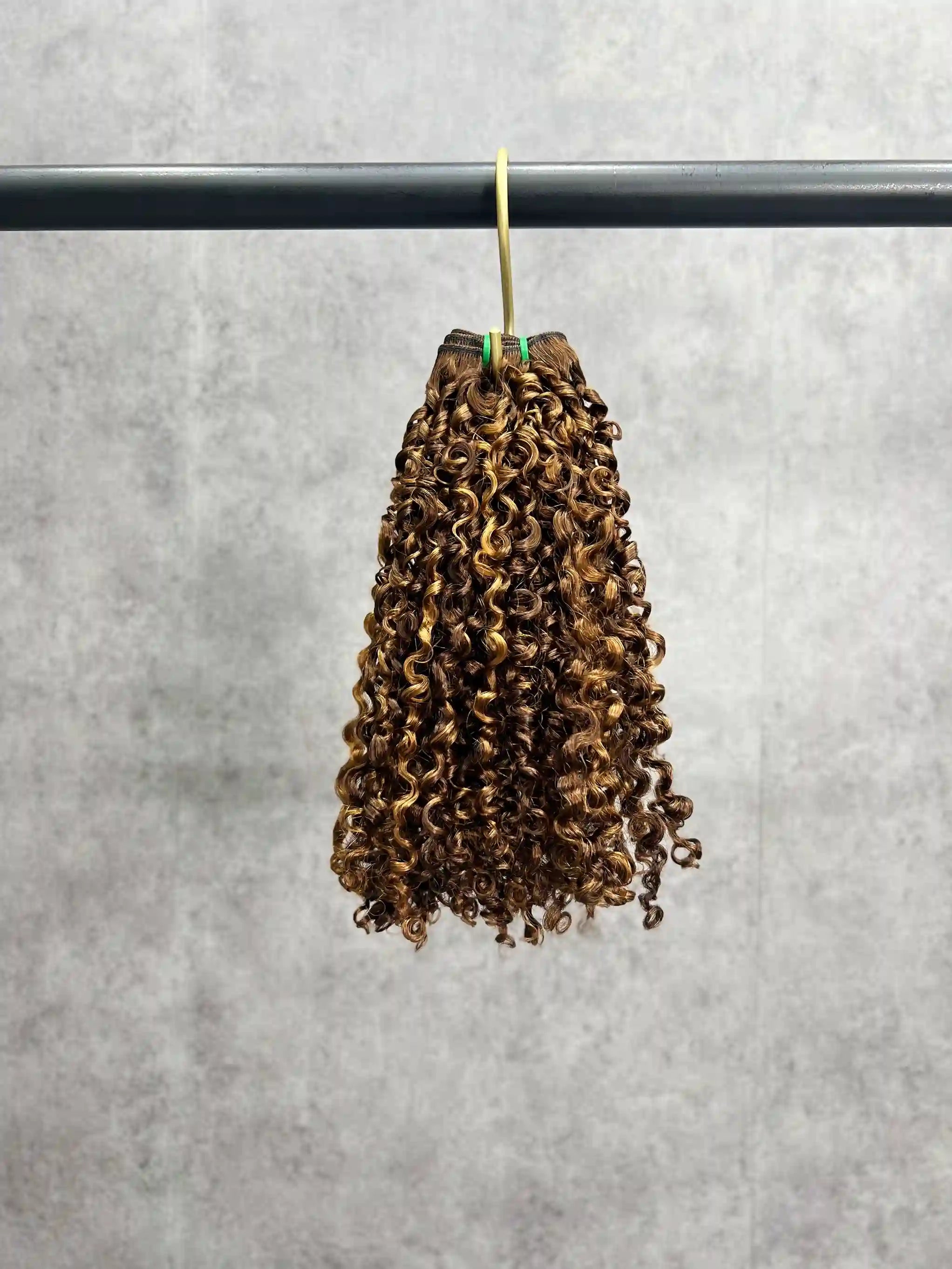 1PC Color P4/27 Pixie Curly SDD Hair Bundles | 12–30 Inch | Boruihair | 100% Human Hair