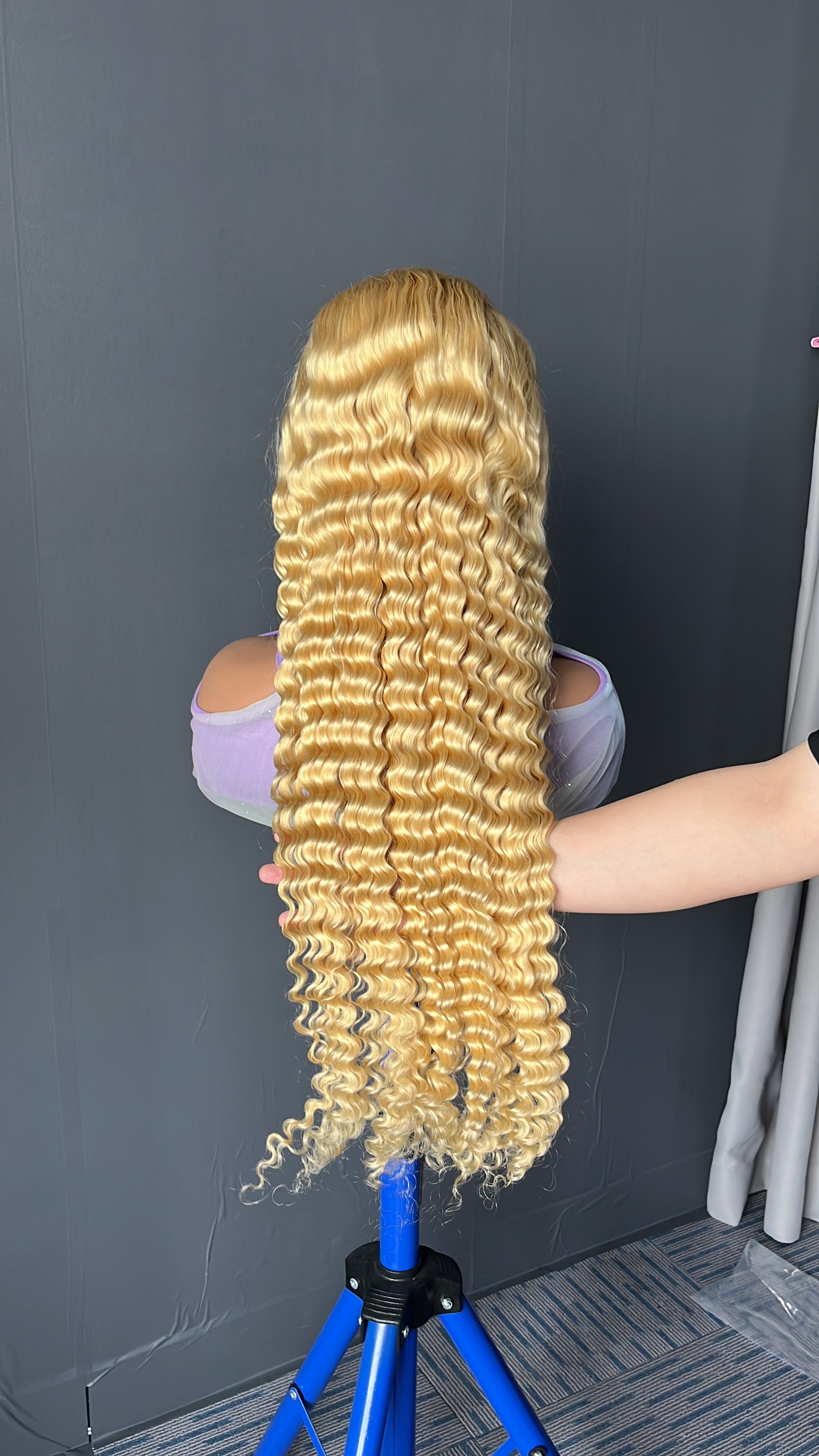 613 Blonde Deep Wave 13X4 13X6 HD Lace Frontal Wigs 200% Density Lace Frontal Wigs