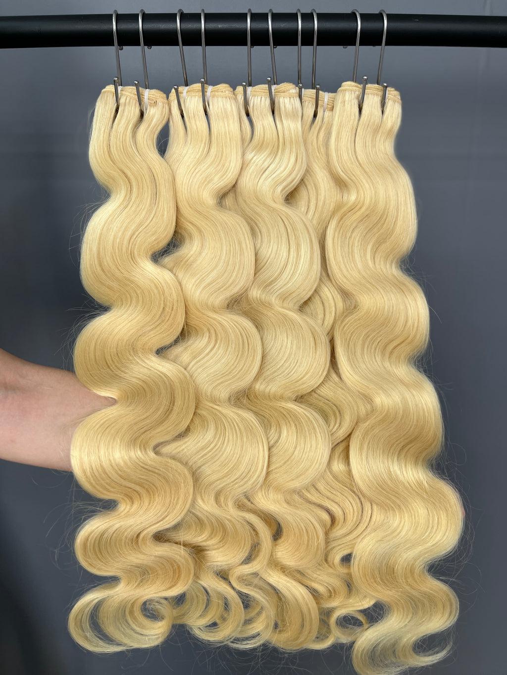 4PCS 613 Blonde Raw Hair Body Wave Hair Bundles 100% human hair