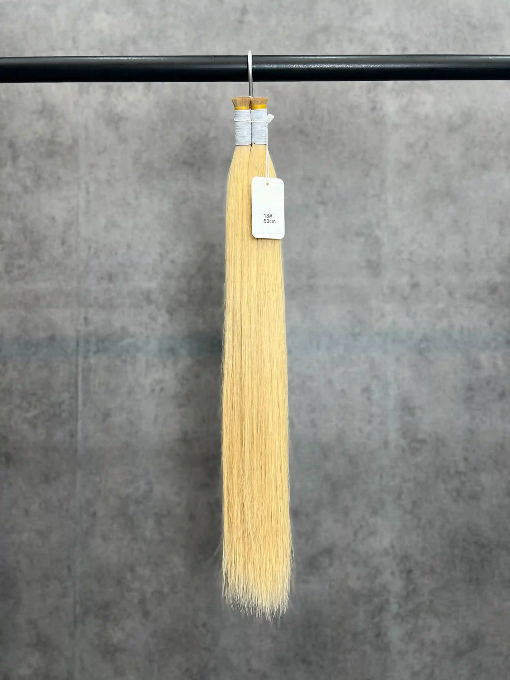 20–26 Inch Solid Color Bulk Vietnamese Straight Human Hair Extensions with Cuticle| Russian Bulk Hair | 100% Human Hair