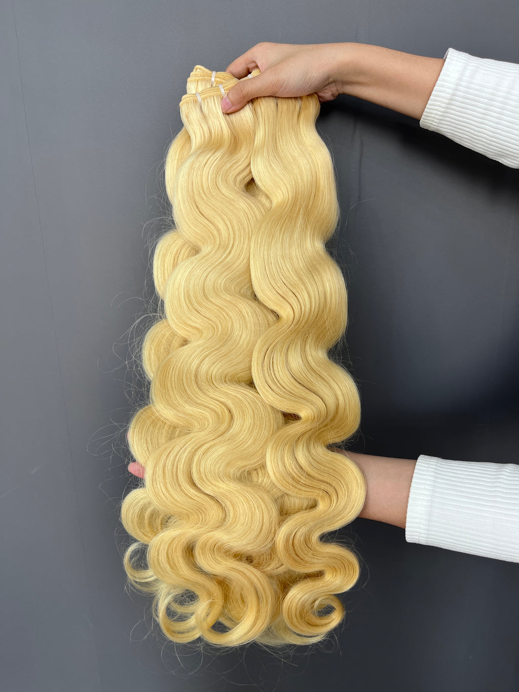 3PCS 613 Blonde Raw Hair Body Wave Hair Bundles 100% human hair