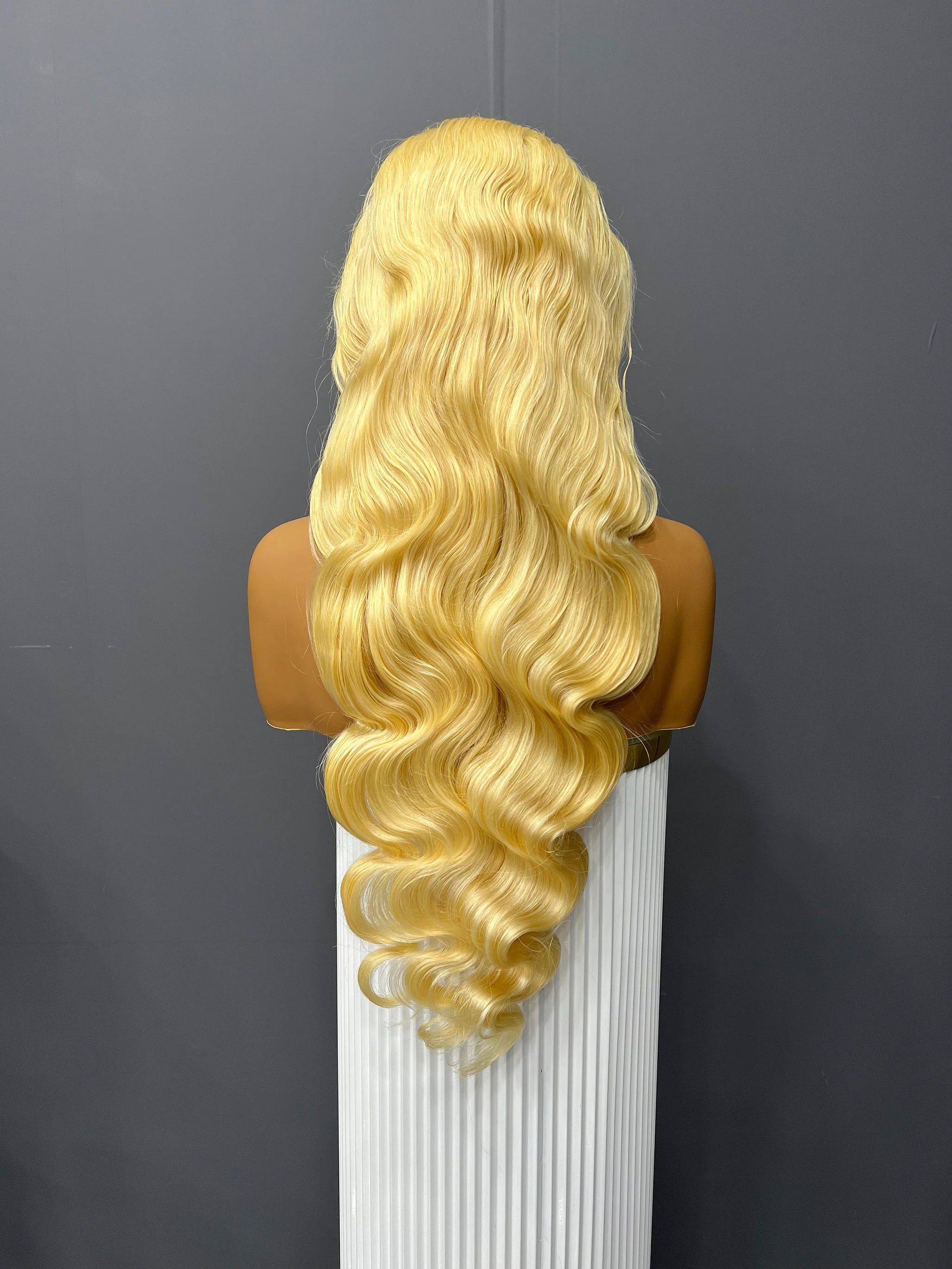 180% Blonde 613# Body Wave HD Lace Color Wig | 4x4,5x5 Closure | 100% Human Hair | Boruihair